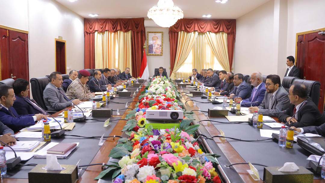 اجتماع مجلس الوزراء برئاسة رئيس الوزراء الدكتور معين عبدالملك