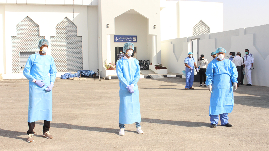 صورة لأحد مراكز فحص الكورونا في منفذ شحن بمحافظة المهرة