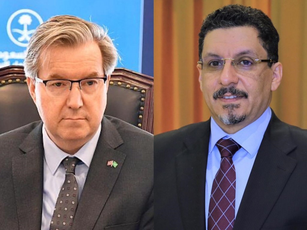 وزير الخارجية مع السفير النرويجي