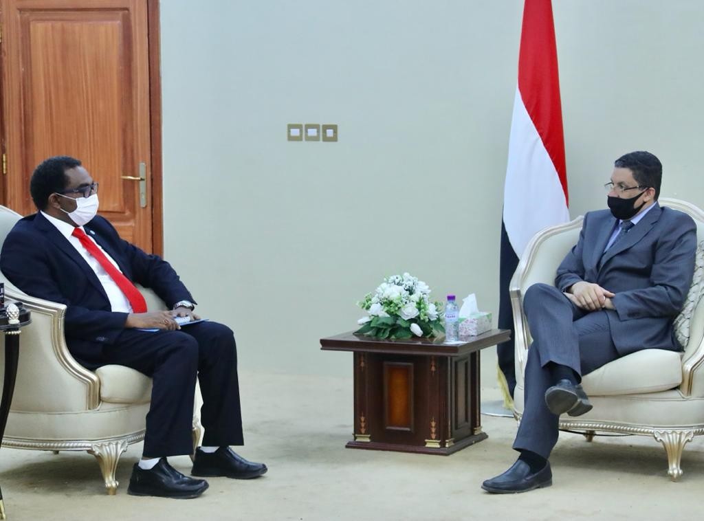 وزير الخارجية مع ممثل منظمة الفاو