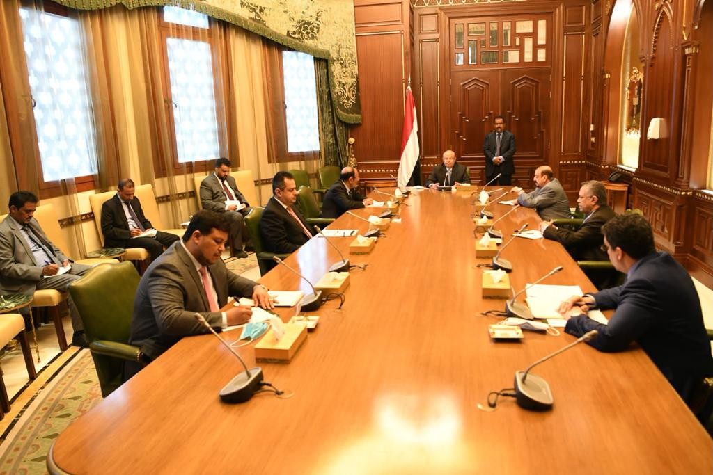 فخامة الرئيس خلال الإجتماع