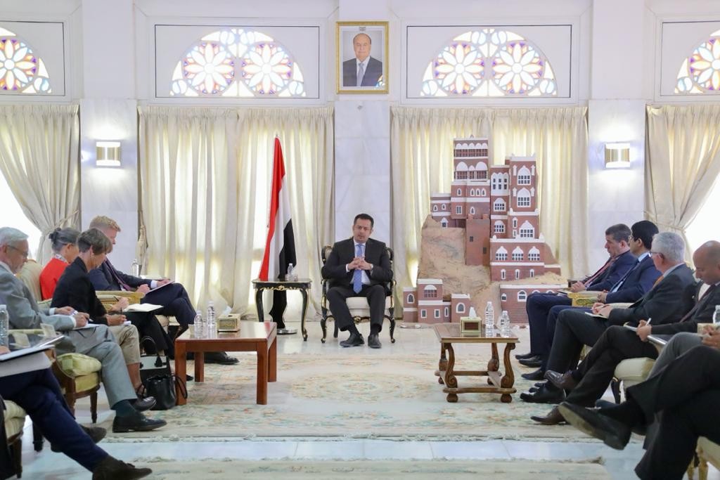 رئيس الوزراء مع سفراء الاتحاد الأوروبي
