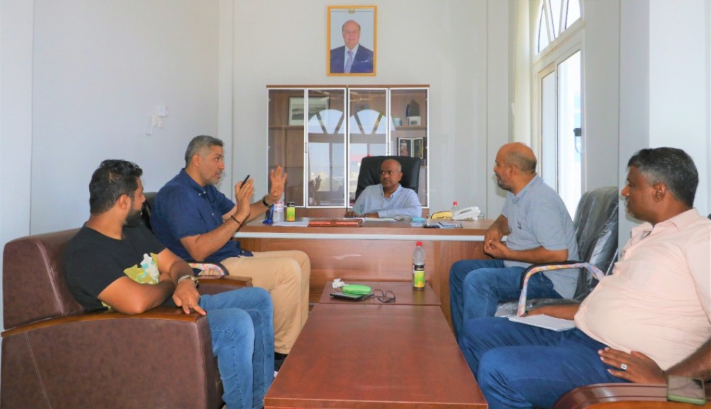 القائم بأعمال وكيل قطاع الرياضة  خلال اللقاء