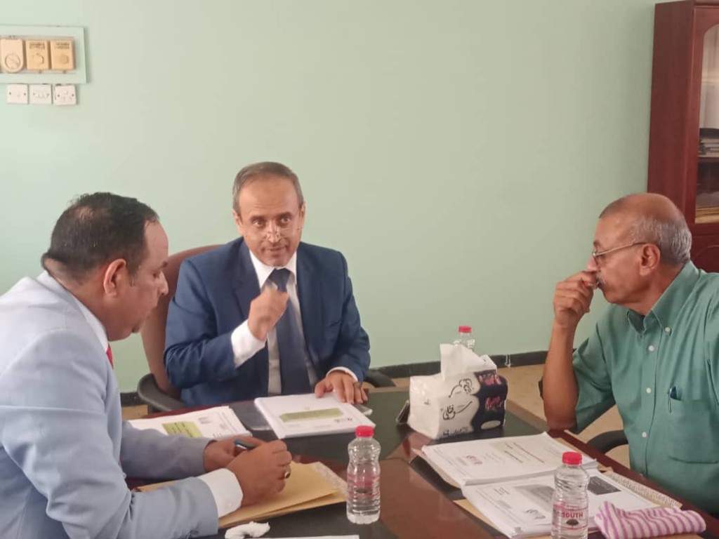 وزير التعليم العالي والفني والتدريب المهني خلال الاجتماع