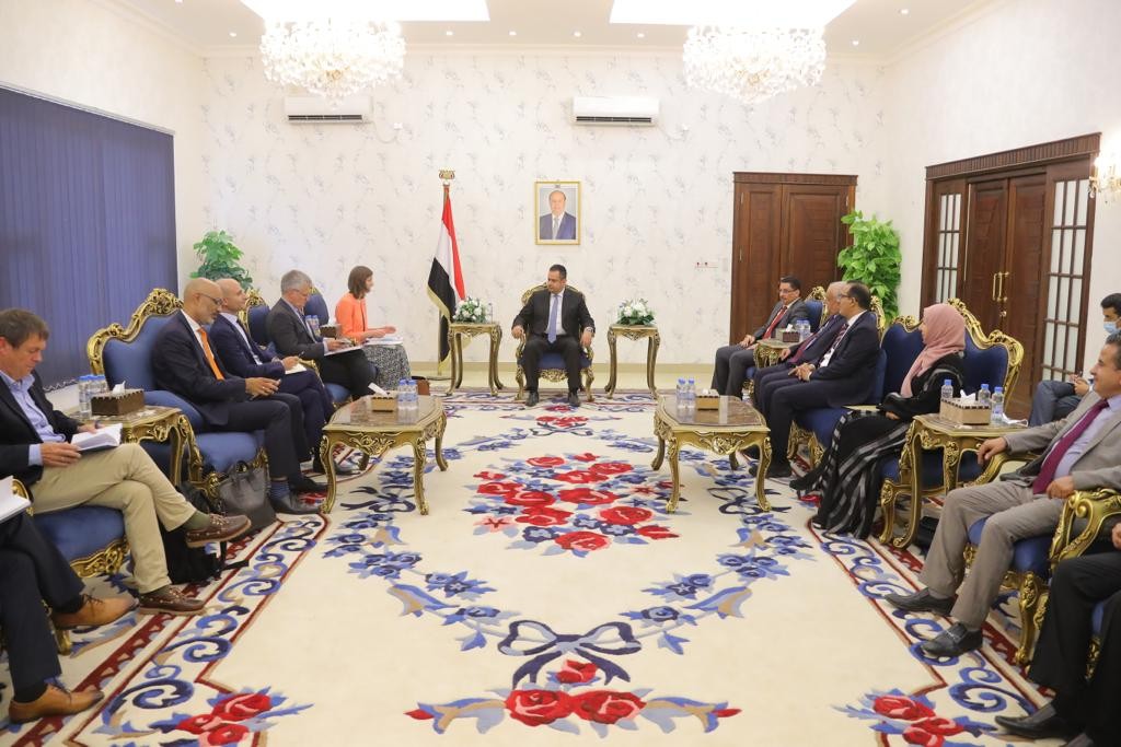 رئيس الوزراء خلال اللقاء