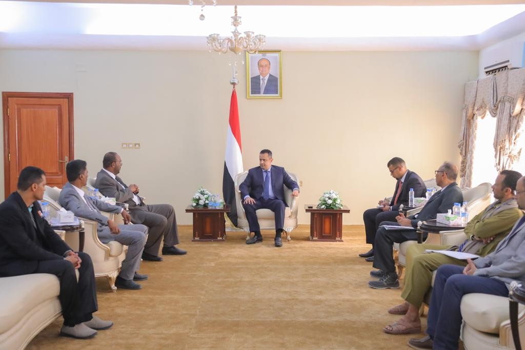 رئيس الوزراء خلال اللقاء