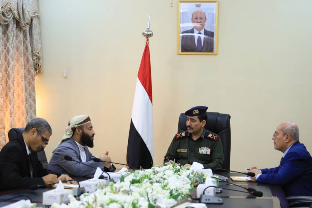وزير الداخلية خلال اللقاء