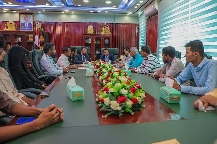 وزير الاشغال خلال الاجتماع