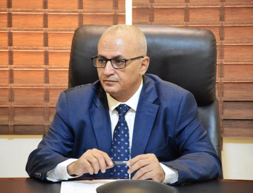 وزير المياه والبيئة خلال اللقاء