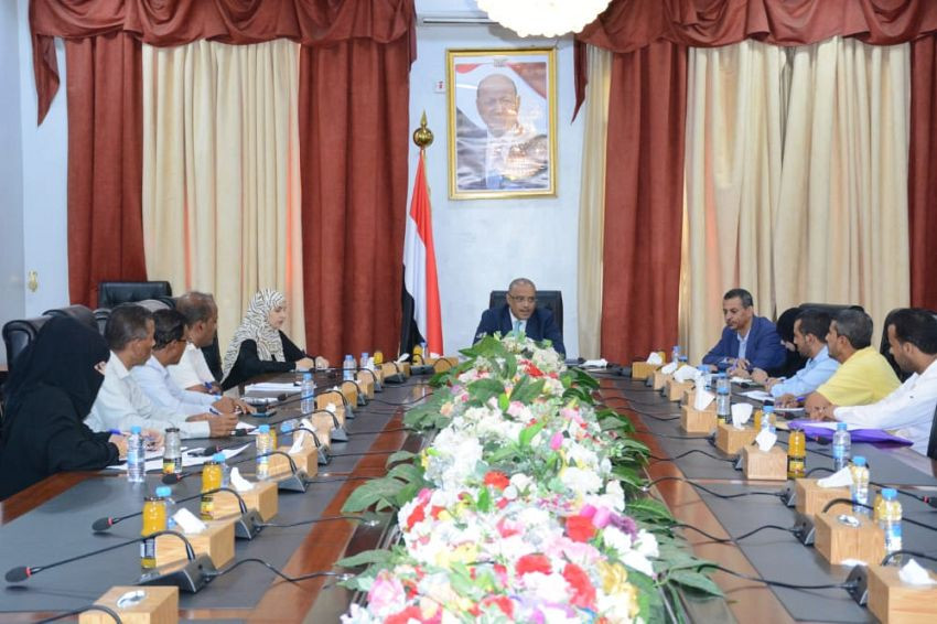 وزير التخطيط خلال الاجتماع