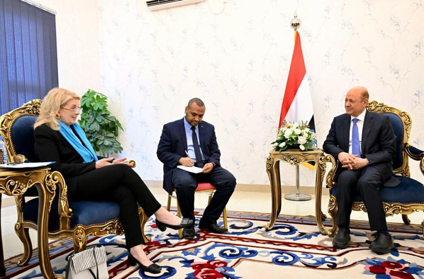 رئيس مجلس القيادة الرئاسي خلال اللقاء