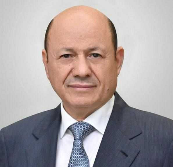 رئيس مجلس القيادة الرئاسي خلال الاجتماع