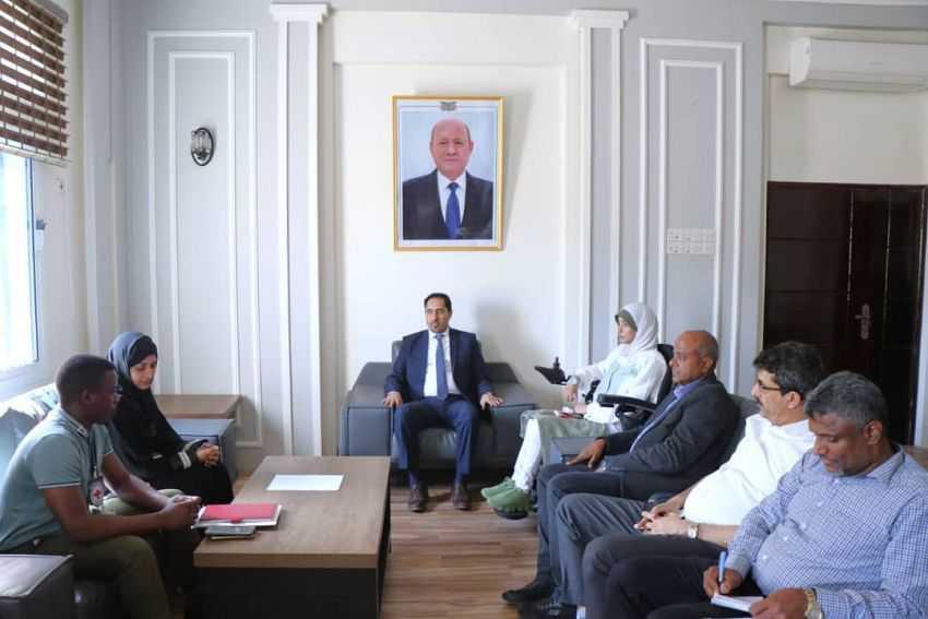 وزير الشباب والرياضة خلال اللقاء