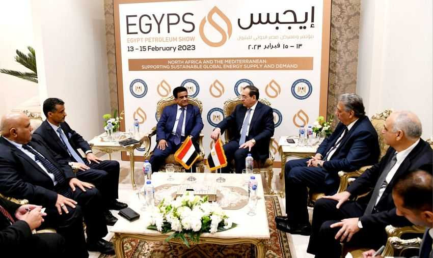 وزير النفط خلال اللقاء