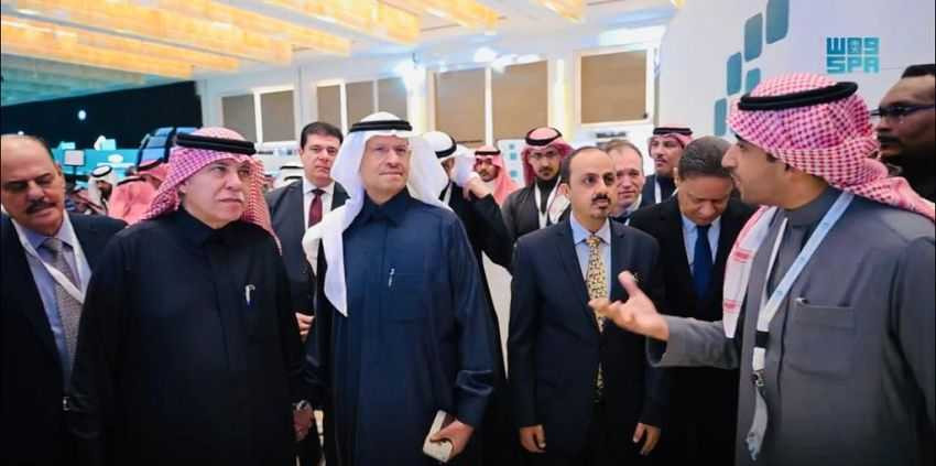 وزير الإعلام خلال المشاركة