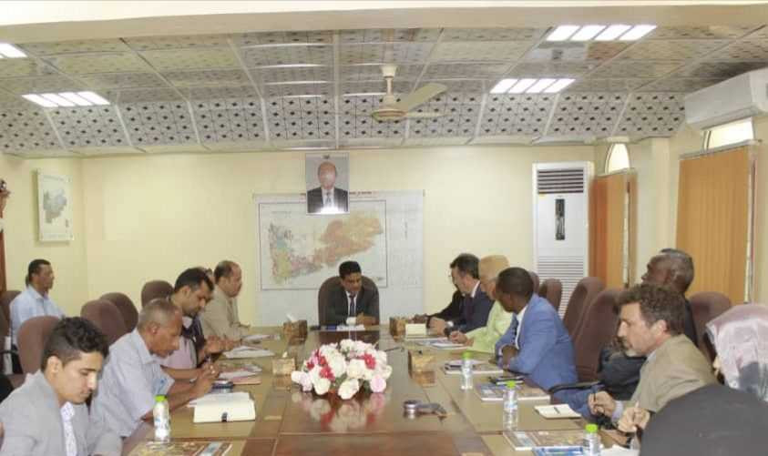 وزيرا النفط وحقوق الإنسان خلال اللقاء