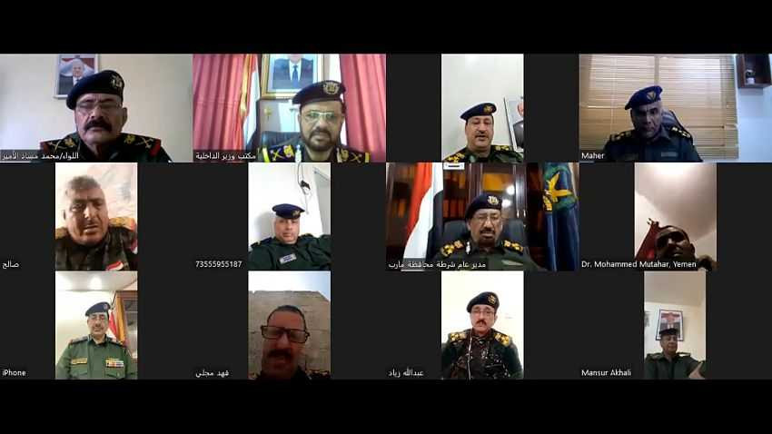 وزير الداخلية خلال الاجتماع المرئي