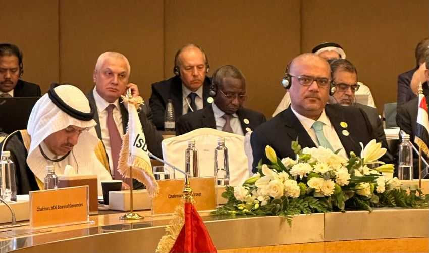 وزير التخطيط خلال المشاركة