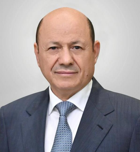 رئيس مجلس القيادة الرئاسي يعزي بضحايا تصادم قطارت في جمهورية الهند