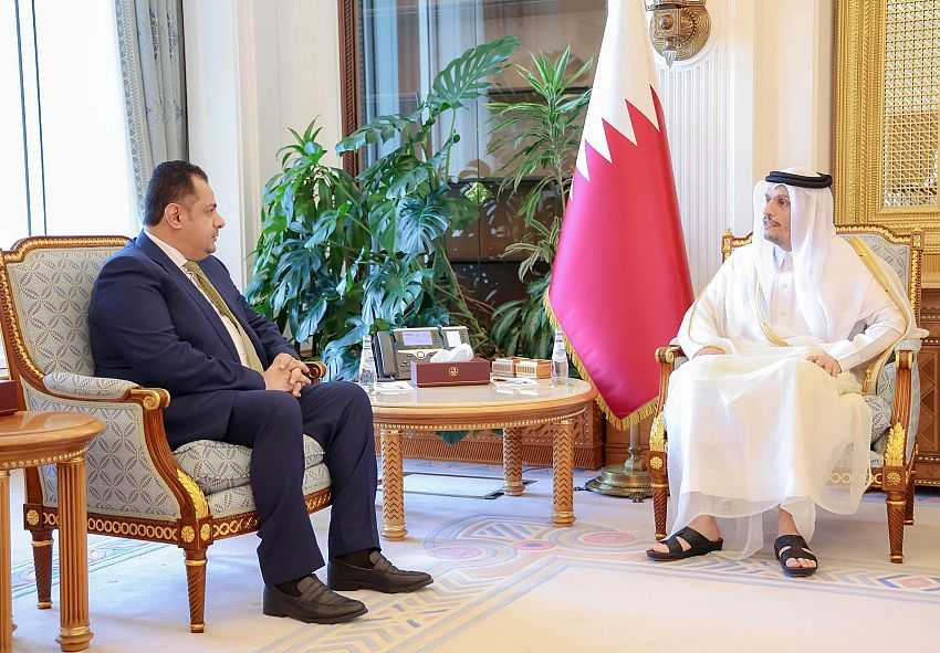 لقاء رئيس الوزراء بنظيره القطري