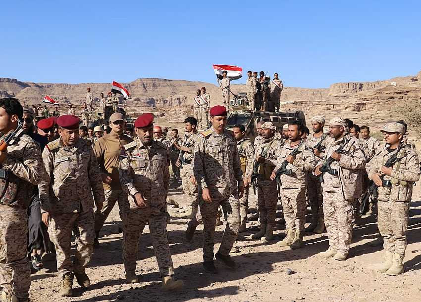 زيارة رئيس هيئة الأركان للمقاتلين المرابطين في المواقع الأمامية