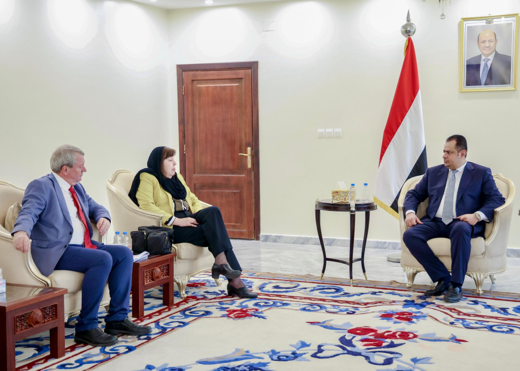 رئيس الوزراء يستقبل في عدن الممثلة الخاصة للأمين العام للأمم المتحدة