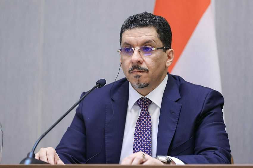 وزير الخارجية أحمد عوض بن مبارك