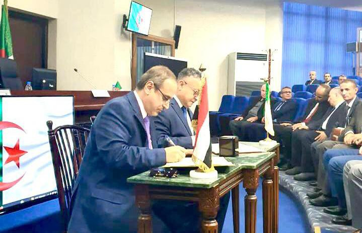 اليمن والجزائر توقعان البرنامج التنفيذي في مجال التعليم العالي