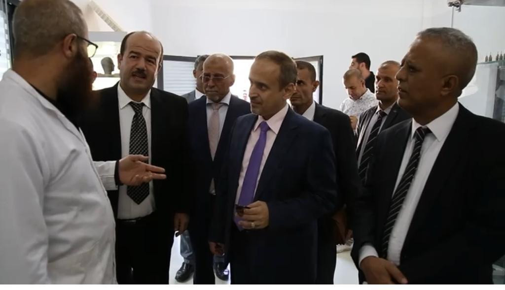 وزير التعليم العالي يزور مركز تنمية التكنولوجيات المتطورة في الجزائر