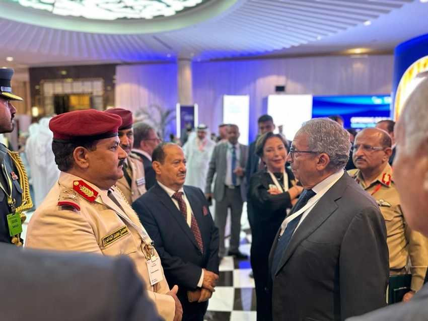 مشاركة وزير الدفاع في قمة حوار المنامة 2023