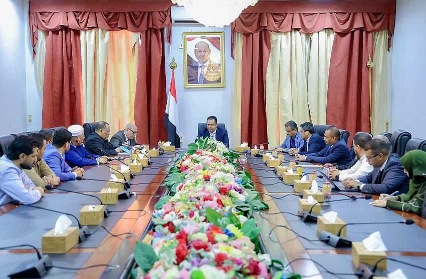 رئيس الوزراء يترأس اجتماع مشترك للحكومة والقطاع الخاص