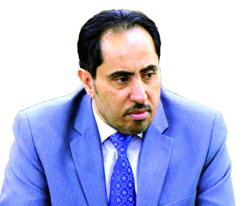 وزير الشباب والرياضة نايف البكري