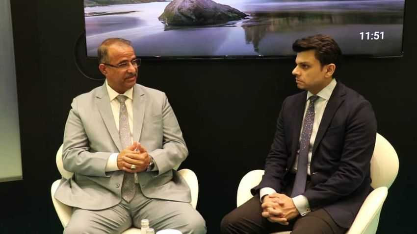 لقاء وزير الشؤون الاجتماعية مع مساعد رئيس الوزراء الباكستاني