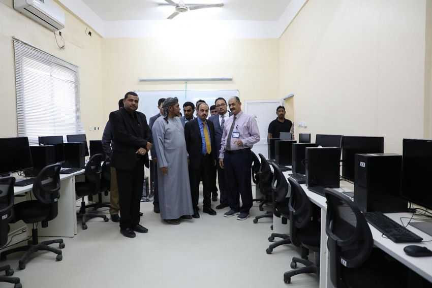 وزير الإعلام برفقة محافظ محافظة سقطرى