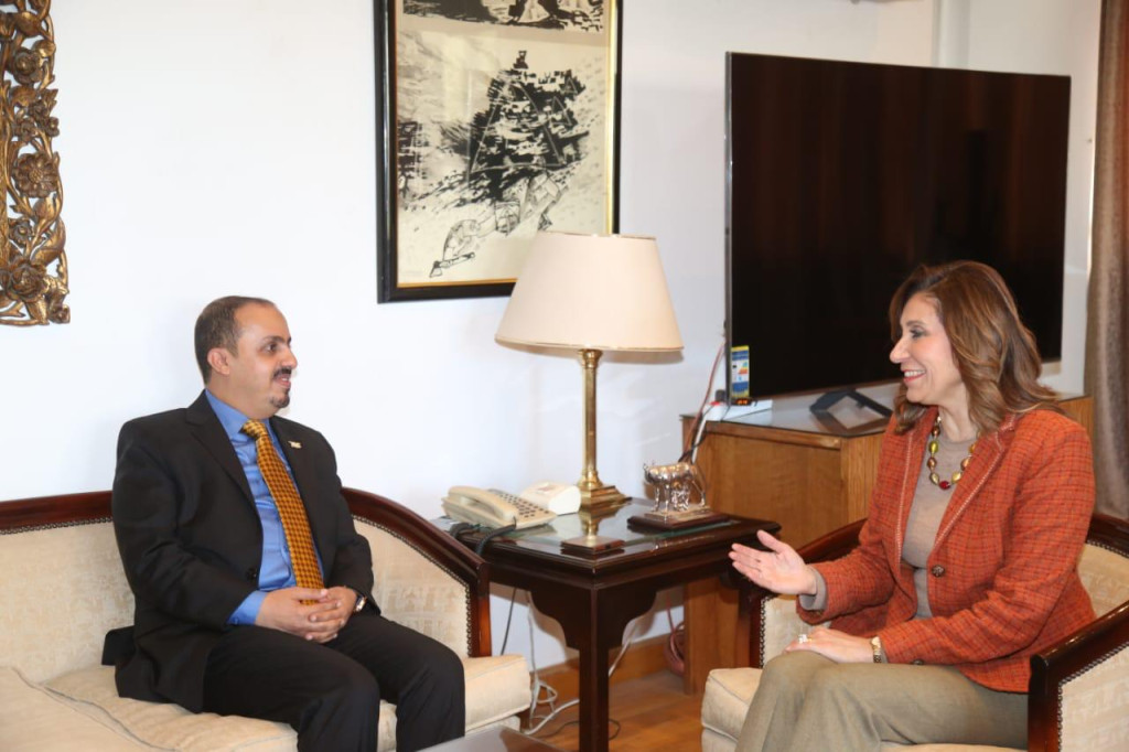 الإرياني يبحث مع وزيرة الثقافة المصرية تعزيز التعاون الثنائي في المجالات الثقافية