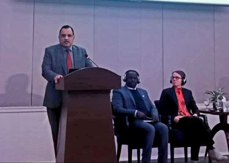 الوزير السقطري يشارك في اجتماع مشروع نظم معلومات الأمن الغذائي في اليمن