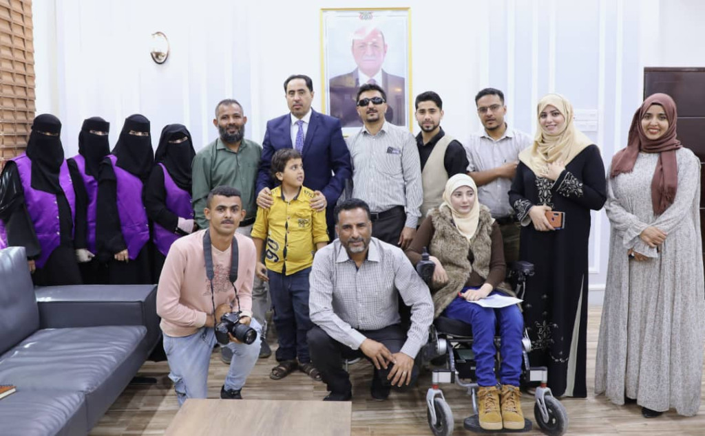 وزارة الشباب والرياضة تؤكد اهتمامها بنادي عدن للصم ومبادرة "هُنّ" للفتيات