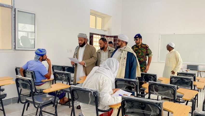تفقد وزير الأوقاف لسير العملية الامتحانية بالمعهد العالي للإرشاد