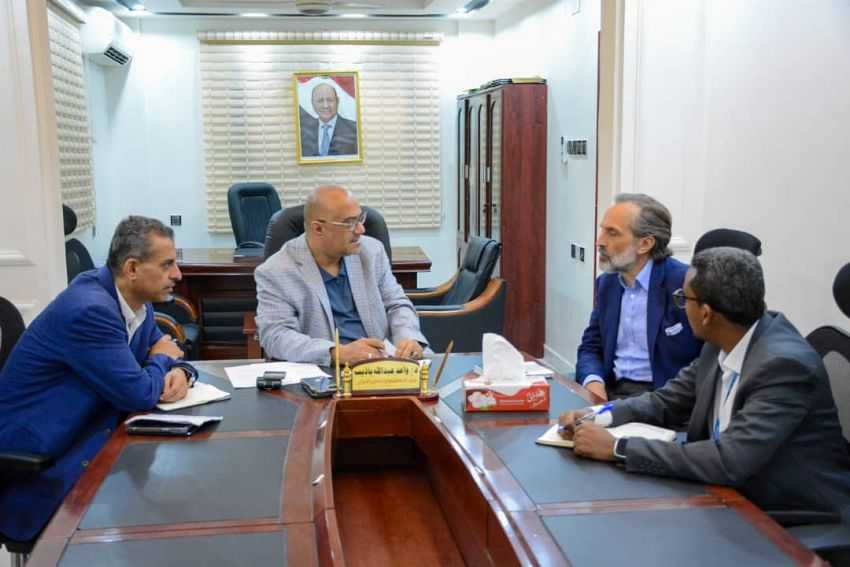 لقاء وزير التخطيط بالممثل المقيم للشؤون الإنسانية في بلادنا