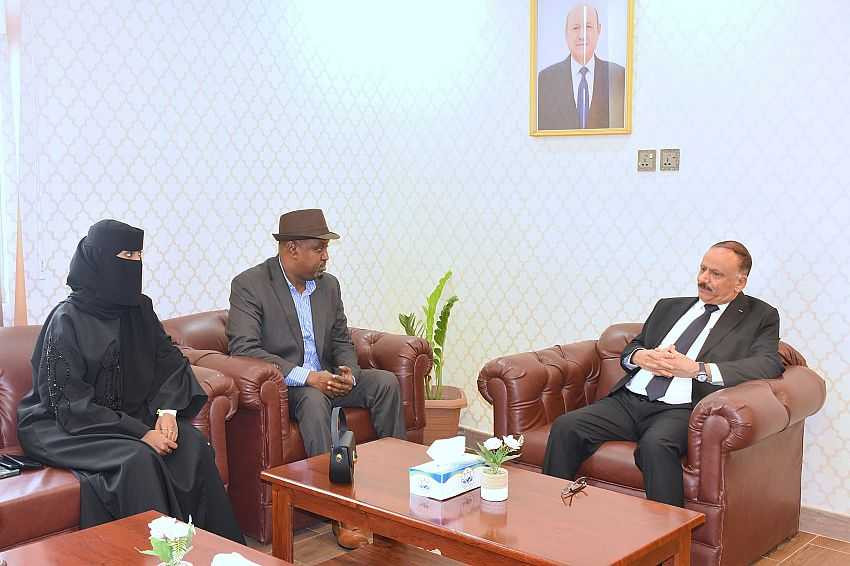 لقاء وزير النقل مع السفير الصومالي لبحث التعاون المشترك في قطاع النقل