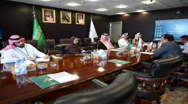 لقاء وزير الزراعة والري والثروة السمكية مع السفير السعودي لدى بلادنا