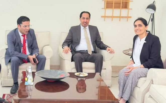 لقاء وزير الشباب والرياضة مع السفيرة البريطانية