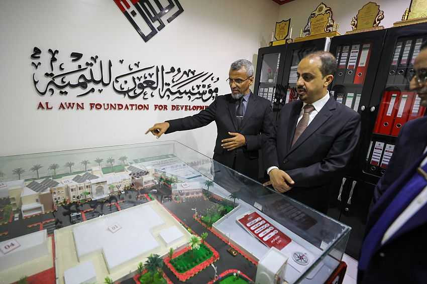 وزير الإعلام والثقافة والسياحة معمر الارياني