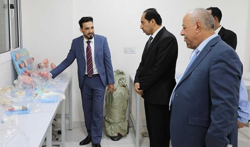 لقاء وزير الشباب والرياضة مع رئيس الجامعة الألمانية بعدن