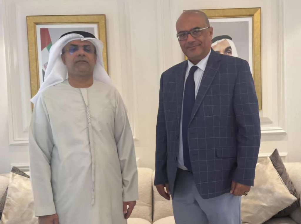 وزير التخطيط والتعاون الدولي يبحث مع السفير الإماراتي آفاق التعاون المشترك