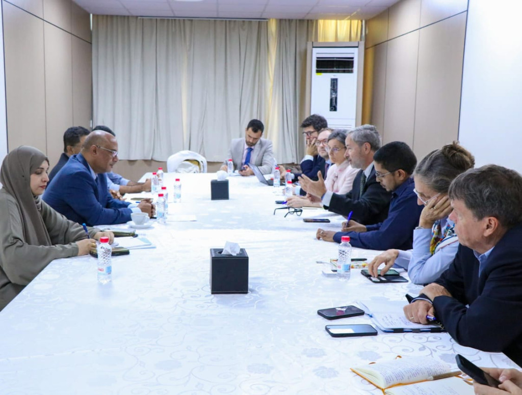 وزير التخطيط يلتقي في عدن مع سفراء الاتحاد الأوروبي