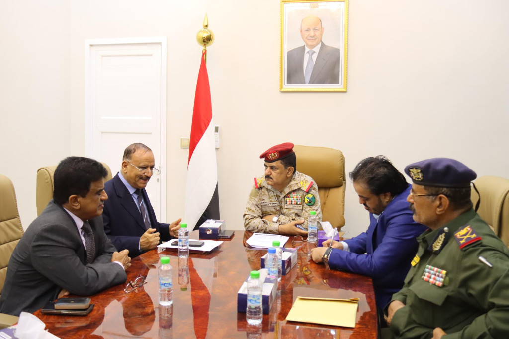 لجنة وزارية تقر عدداً من الإجراءات لتأمين انسياب السلع ووقود الطاقة بين المحافظات