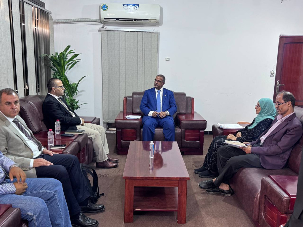 الوزير الزعوري يبحث مع المفوضية السامية بناء القدرات وتطوير أنظمة الحماية الاجتماعية