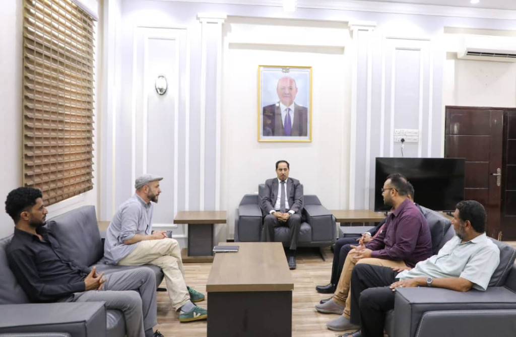 وزير الشباب والرياضة يبحث مع "منظمة أطباء بلا حدود" تعزيز التعاون المشترك