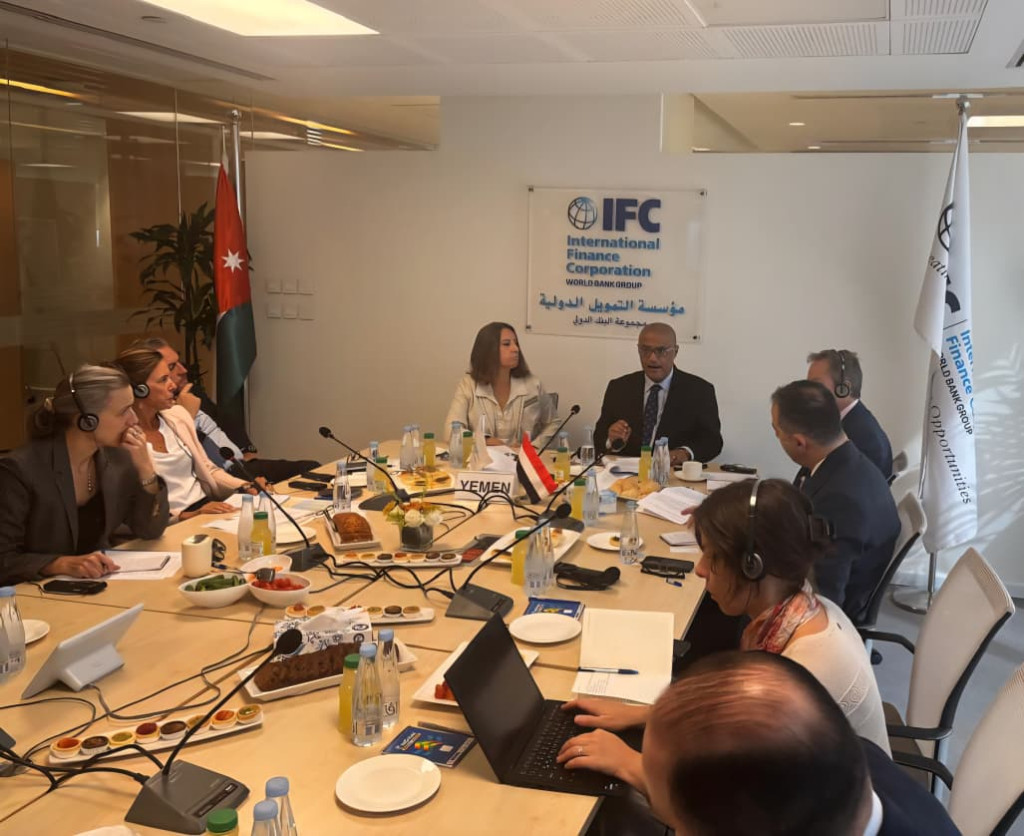 وزير التخطيط يستعرض أمام شركاء اليمن الإنجازات الحكومية في الإصلاحات الاقتصادية وخطة التعافي